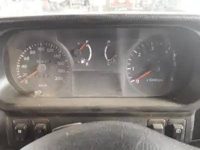 Veículo de Sucata hyundai precision galloper 2.5 do ano 2000 alimentado d4bh