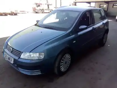 Veículo de Sucata FIAT STILO VAN (192_) 1.9 JTD (192DXF1A) do ano 2002 alimentado 192A3000