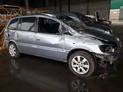 Véhicule à la ferraille opel zafira a 2.0 dti de l'année 2004 alimenté y20dth