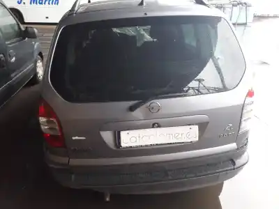Véhicule à la ferraille opel zafira a 2.0 dti de l'année 2004 alimenté y20dth