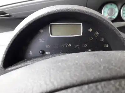 Veículo de Sucata citroen c8 2.2 hdi 16v premier ii do ano 2005 alimentado 4hw