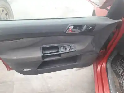 Veículo de Sucata volkswagen polo (9n1) 1.4 tdi do ano 2002 alimentado amf