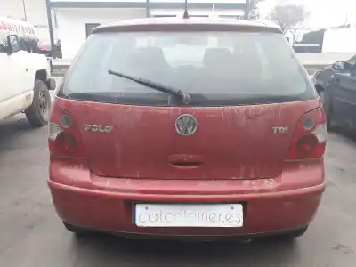 Veículo de Sucata volkswagen polo (9n1) 1.4 tdi do ano 2002 alimentado amf
