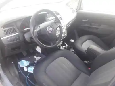 Sloopvoertuig fiat linea (323_, 110_) 1.3 d multijet (323axb11 323axb1a) van het jaar 2007 aangedreven 199a3000