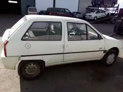 Veículo de Sucata citroen ax teen do ano 1995 alimentado vjz