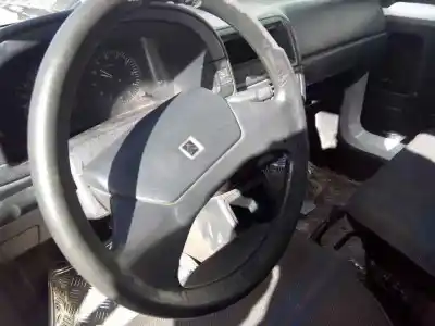 Veículo de Sucata citroen ax teen do ano 1995 alimentado vjz