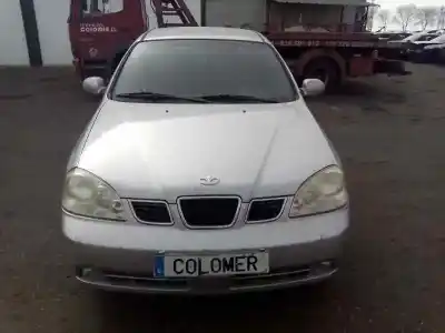 Sloopvoertuig daewoo nubira berlina 1.6 cat van het jaar 2003 aangedreven l44