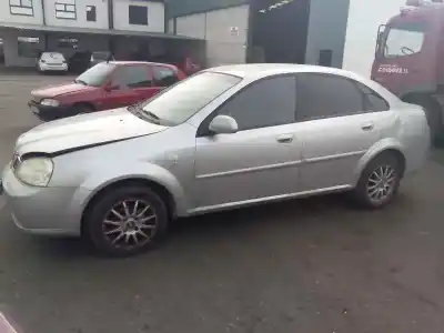 Sloopvoertuig daewoo nubira berlina 1.6 cat van het jaar 2003 aangedreven l44