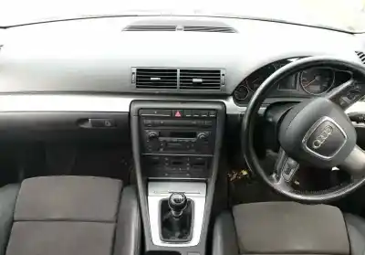 Veículo de Sucata audi a4 berlina (8e) 2.0 tdi 16v (103kw) do ano 2007 alimentado bre