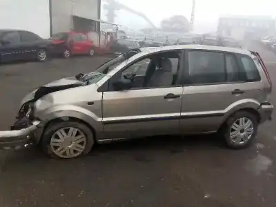 Scrapping Vehicle ford fusion (cbk) elegance of the year 2002 powered fyja