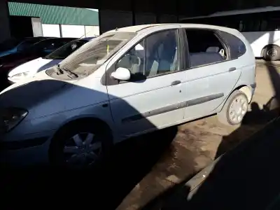 Scrapping Vehicle renault scenic (ja..) 1.9 dti diesel 80 cv / 59 kw of the year 2001 powered f9q q7