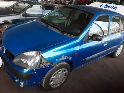 Scrapping Vehicle renault clio ii fase ii (b/cb0) 1.9 dti diesel 80 cv / 59 kw of the year 2001 powered f9q r7