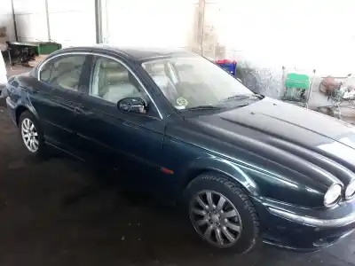 Здавання транспортного засобу jaguar x-type i (x400) 2.5 v6 a las 4 ruedas року 2002 потужний xb