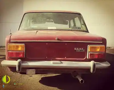 Scrapping Vehicle seat 124 124 of the year 1974 powered 