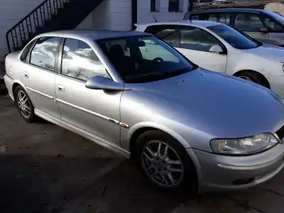Vehicul casat opel vectra b berlina 2.0 16v cat (x 20 xev / l34) al anului 1999 alimentat x20xev