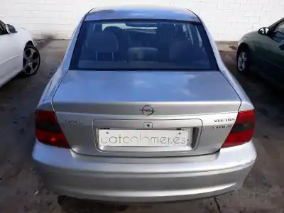 Vehicul casat opel vectra b berlina 2.0 16v cat (x 20 xev / l34) al anului 1999 alimentat x20xev