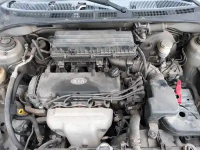 Veicolo di demolizione kia rio 1.3 cat dell'anno 2004 alimentato a3d