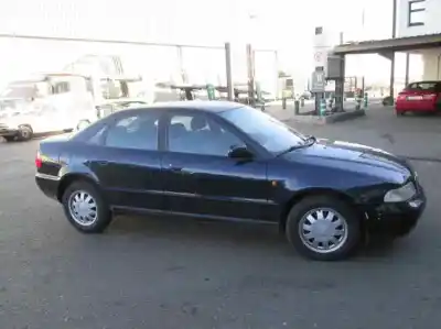 Sloopvoertuig audi a4 berlina (b5) 1.8 van het jaar 1998 aangedreven adr