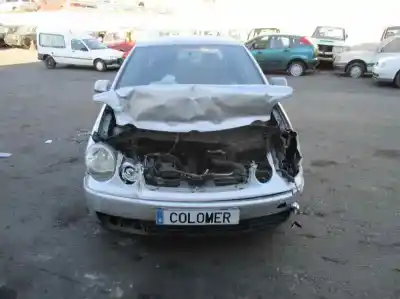 Veículo de Sucata volkswagen polo (9n1) 1.4 tdi do ano 2004 alimentado amf