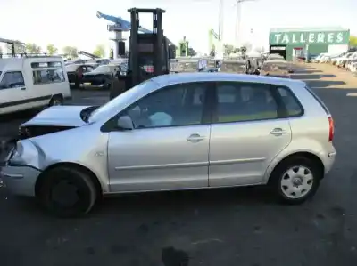 Veículo de Sucata volkswagen polo (9n1) 1.4 tdi do ano 2004 alimentado amf