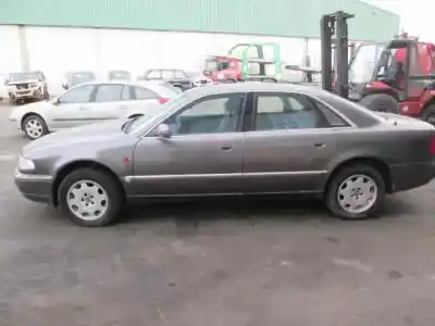 Здавання транспортного засобу audi a8 (d2) 3.7 v8 32v року 1995 потужний aew