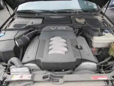 Здавання транспортного засобу audi a8 (d2) 3.7 v8 32v року 1995 потужний aew