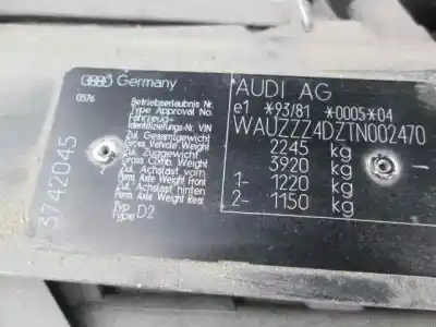 Здавання транспортного засобу audi a8 (d2) 3.7 v8 32v року 1995 потужний aew