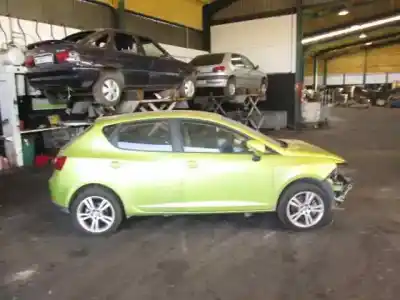 Véhicule à la ferraille seat                                               ibiza (6j5)                                                                                                                                                                                                                                                sport                                                                                                                                                                                                                                                      de l'année 2009 alimenté bls