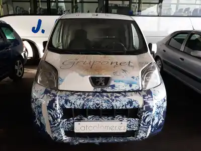 Veicolo di demolizione PEUGEOT BIPPER 1.4 HDi dell'anno 2008 alimentato 8HS