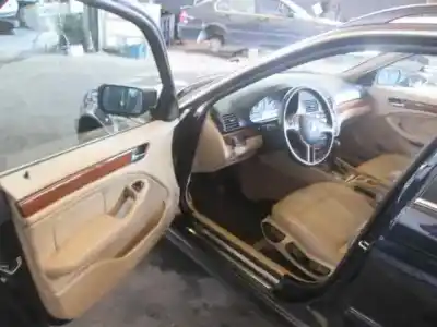 Veículo de Sucata bmw serie 3 touring (e46) 2.5 24v do ano 2001 alimentado 256s5