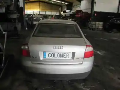 Veículo de Sucata audi a4 berlina (8e) 1.9 tdi (96kw) do ano 2004 alimentado avf