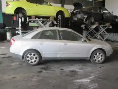 Veículo de Sucata audi a4 berlina (8e) 1.9 tdi (96kw) do ano 2004 alimentado avf