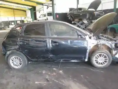 Veículo de Sucata hyundai i30 (fd) 1.4 do ano 2012 alimentado g4fa