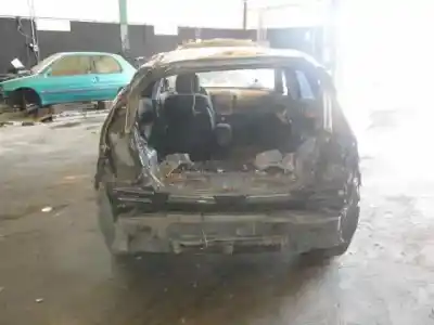 Veículo de Sucata hyundai i30 (fd) 1.4 do ano 2012 alimentado g4fa