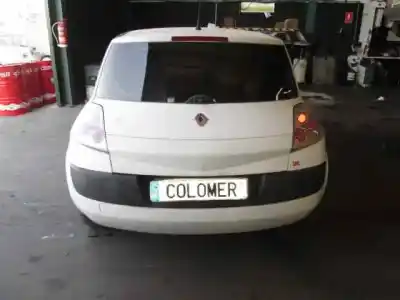 Sloopvoertuig renault megane ii sedán (lm0/1_) 1.9 dci (lm0g lm1g lm2c) van het jaar 2003 aangedreven f9qb8