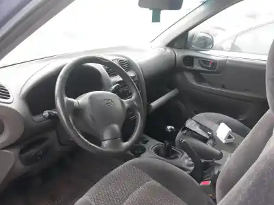 Veicolo di demolizione hyundai santa fe (sm) 2.0 crdi cat dell'anno 2001 alimentato d4ea