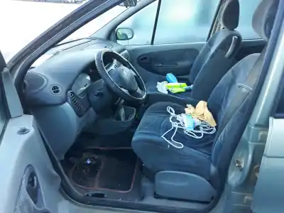 Scrapping Vehicle renault scenic (ja..) 1.6 16v authentique (ja0b/11) of the year 2001 powered k4m