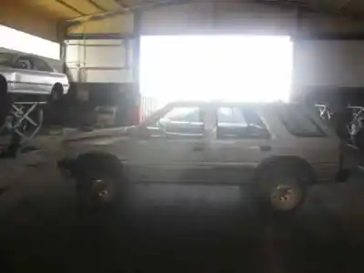 Veículo de Sucata opel frontera a 2.3 turbodiesel do ano 1993 alimentado 23dtr