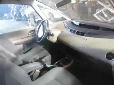 Здавання транспортного засобу renault espace iv (jk0) grand espace expression року 2004 потужний g9t j7