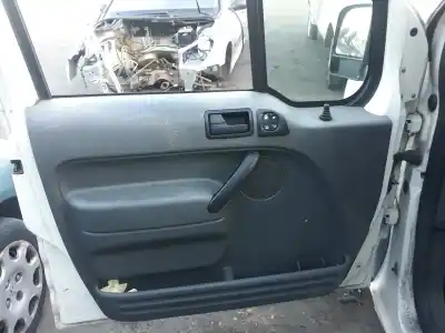 Здавання транспортного засобу ford tourneo connect (tc7) 1.8 tdci cat року 2003 потужний hcpa