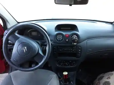 Veículo de Sucata citroen c2 (jm_) 1.1 do ano 2005 alimentado hfx