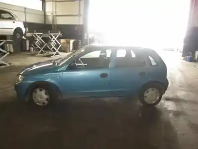 Veículo de Sucata opel corsa c essentia do ano 2004 alimentado z13dt