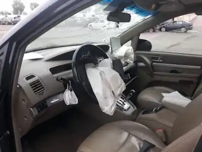 Здавання транспортного засобу ssangyong rodius 2.7 turbodiesel cat року 2007 потужний d27dt