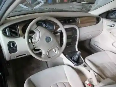 Veículo de Sucata jaguar x-type i (x400) 2.5 v6 a las 4 ruedas do ano 2002 alimentado xb