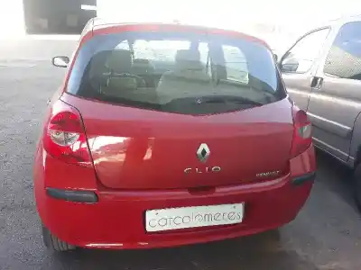Здавання транспортного засобу renault clio iii confort expression року 2006 потужний k9k t7