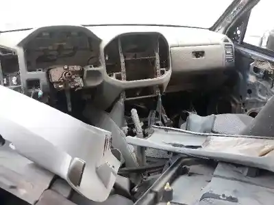 Здавання транспортного засобу mitsubishi montero (v60/v70) 3.2 di-d all-four року 2006 потужний 4m41 118kw