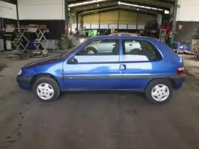 Véhicule à la ferraille citroen saxo 1.5 diesel de l'année 1998 alimenté vjz
