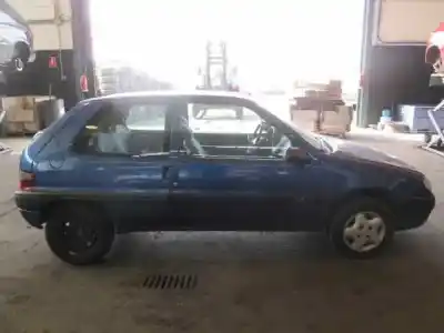 Véhicule à la ferraille citroen saxo 1.5 diesel de l'année 1998 alimenté vjz