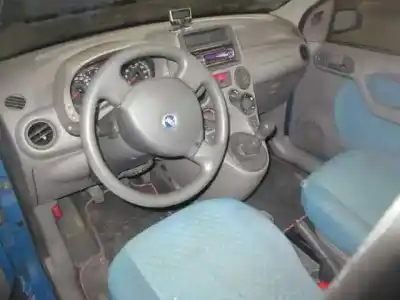 Veículo de Sucata fiat panda (169) 1.3 16v jtd dynamic do ano 2005 alimentado 188a8000