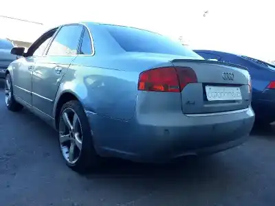 Veículo de Sucata audi a4 berlina (8e) 2.0 tdi 16v (103kw) do ano 2005 alimentado blb